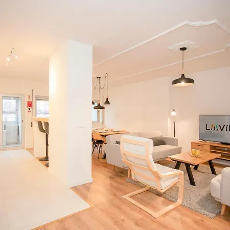 Liiiving In - Modern Design - Kids Friendly Apartman Porto