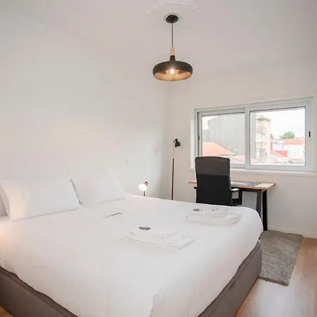 아파트 Liiiving In - Modern Design - Kids Friendly 포르투