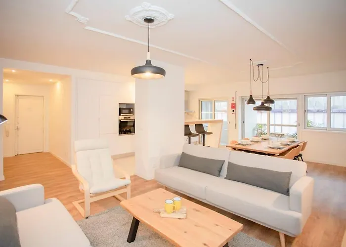 Liiiving In - Modern Design - Kids Friendly דירה *