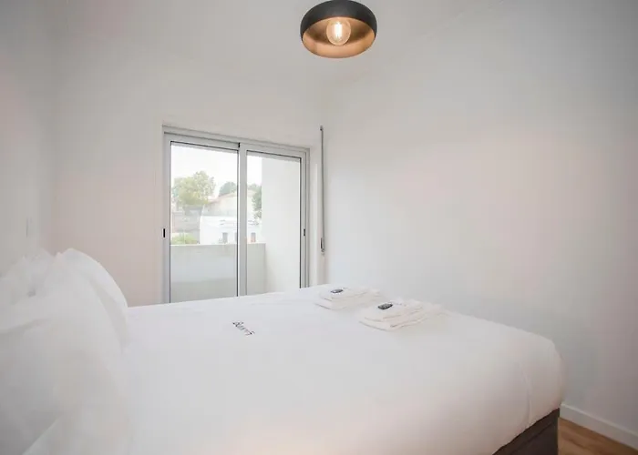 Liiiving In - Modern Design - Kids Friendly