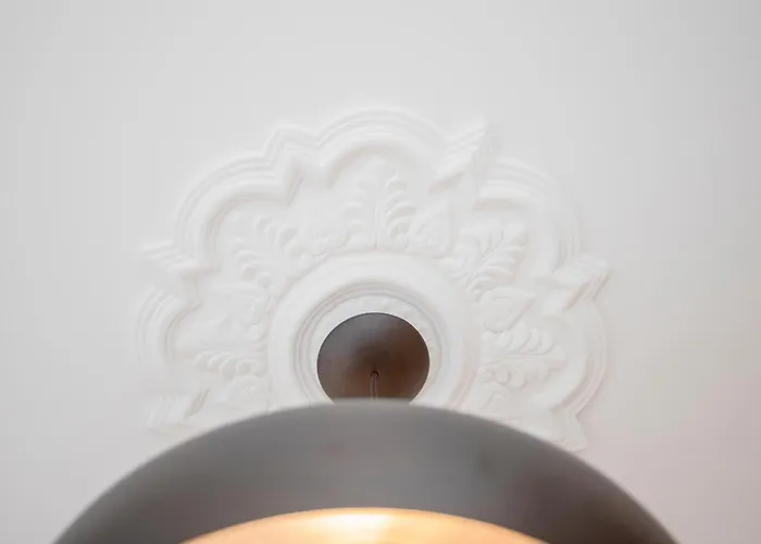 Liiiving In - Modern Design - Kids Friendly Porto