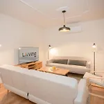 Liiiving In - Modern Design - Kids Friendly Apartmán