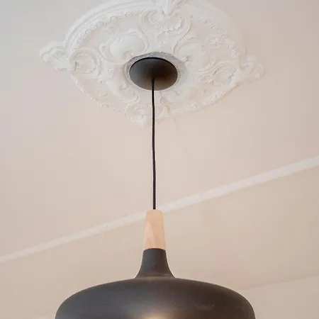 Liiiving In - Modern Design - Kids Friendly Oporto