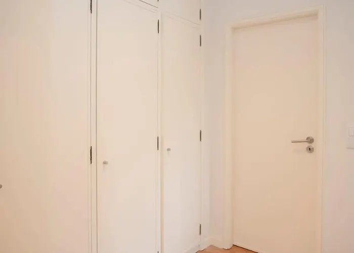 Liiiving In - Modern Design - Kids Friendly Апартаменты