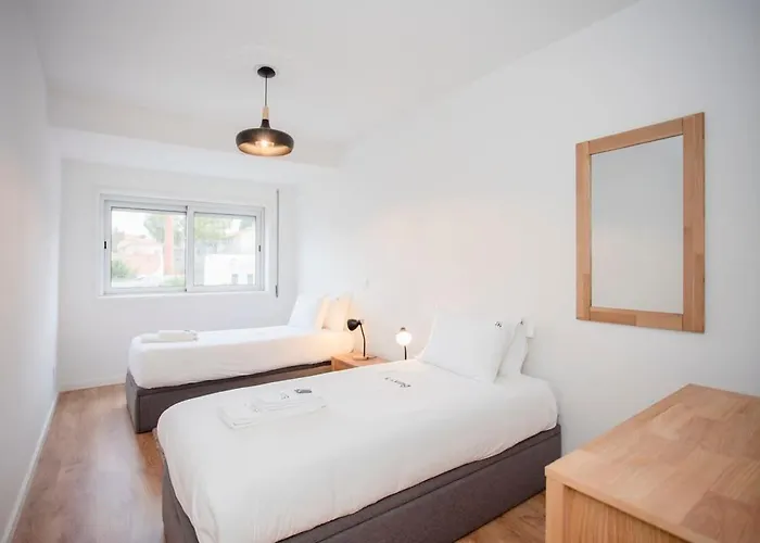 Liiiving In - Modern Design - Kids Friendly Апартаменты Порту